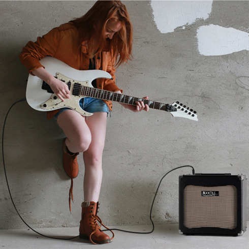 Rocktile GA-15 Carlos Modeling guitar amp