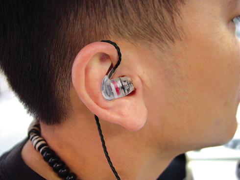 JTS IE-1 in ear slušalie