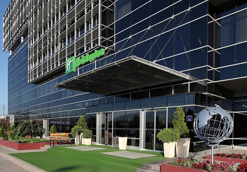 Holiday-inn1